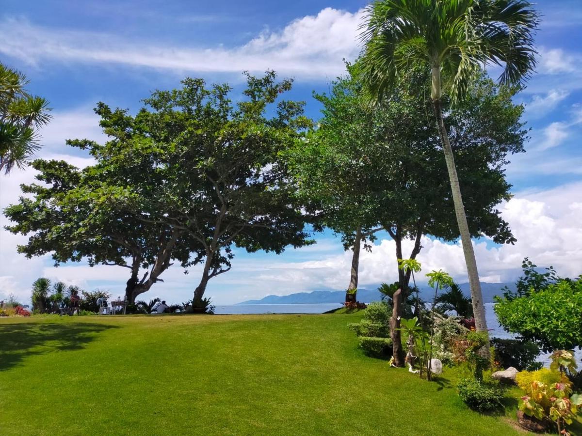 Wuthering Heights Bed & Breakfast By The Sea Dumaguete City Exterior foto