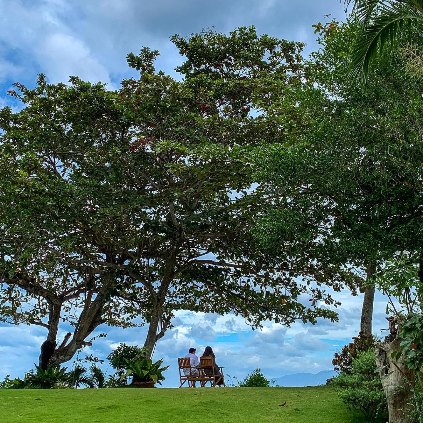 Wuthering Heights Bed & Breakfast By The Sea Dumaguete City Exterior foto